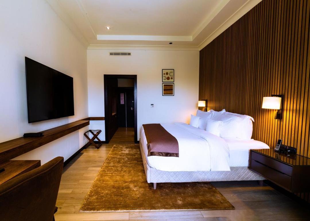 Deluxe Double Room Balcony,1766333583:JPEG